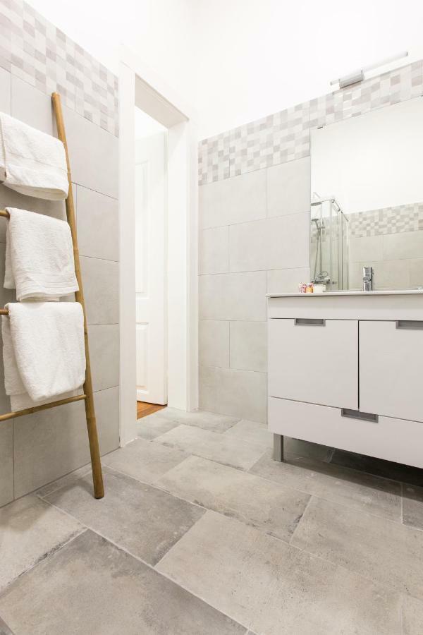 Lisbon Secret & Charming Baixa 4 Bedroom Apartment Экстерьер фото