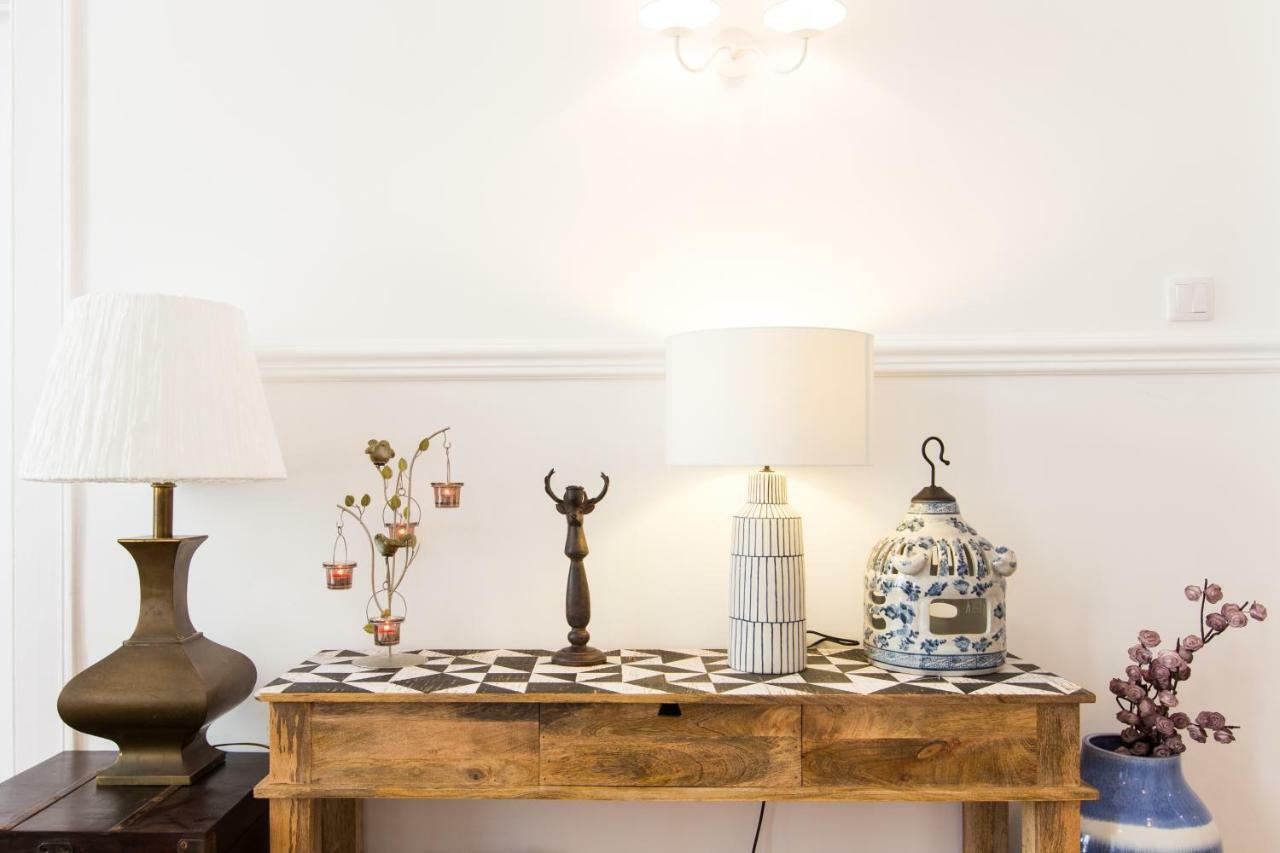 Lisbon Secret & Charming Baixa 4 Bedroom Apartment Экстерьер фото